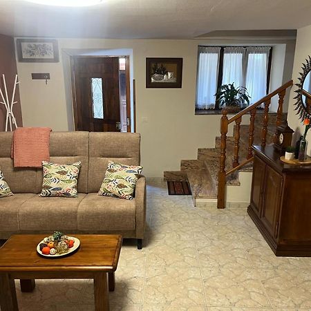 Apartamentos Rurales Los Villares كولونغا المظهر الخارجي الصورة