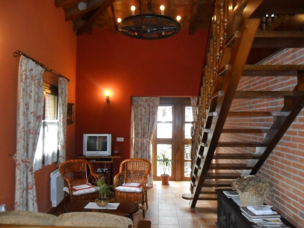 Apartamentos Rurales Los Villares كولونغا الغرفة الصورة